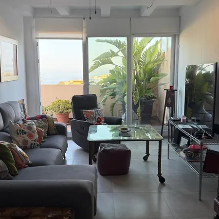 Espectacular Atico Con Vistas Al Mar Y La Montana *