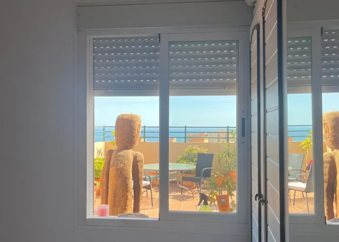 Espectacular Atico Con Vistas Al Mar Y La Montana *