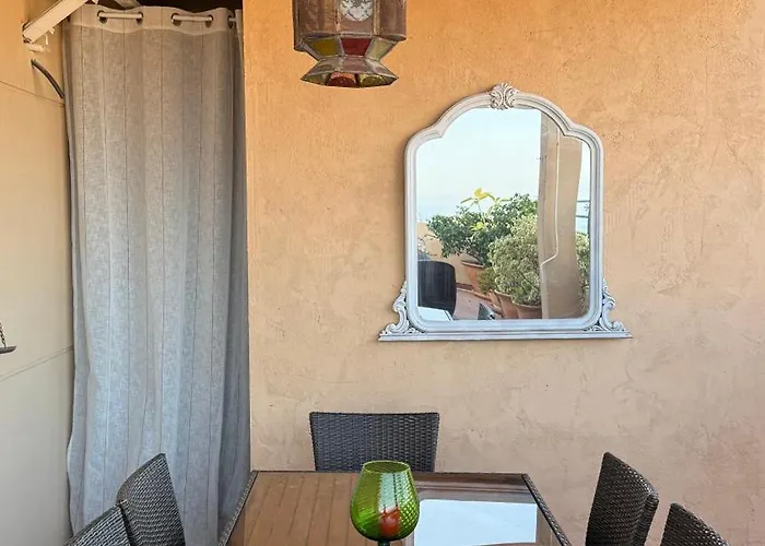 Lejlighed Espectacular Atico Con Vistas Al Mar Y La Montana