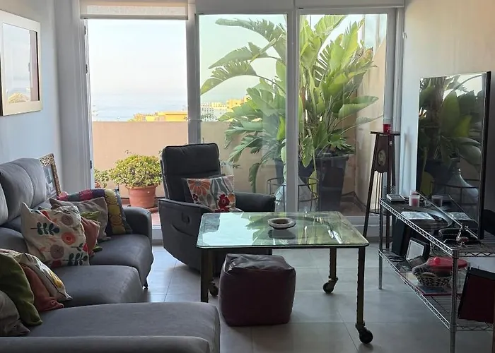 Espectacular Atico Con Vistas Al Mar Y La Montana *