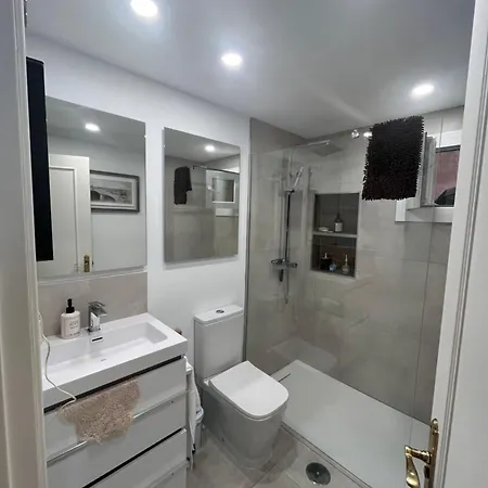 Espectacular Atico Con Vistas Al Mar Y La Montana Apartament Torremolinos